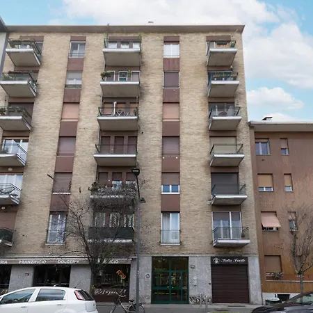 Lejlighed Modern With Balcony And Park View